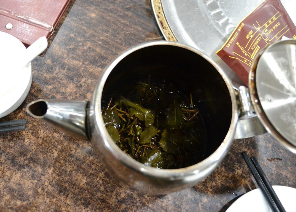 Tea kettle
