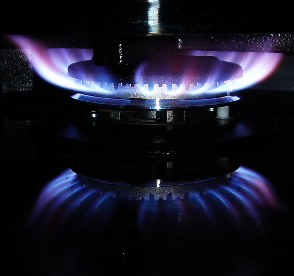 Gas