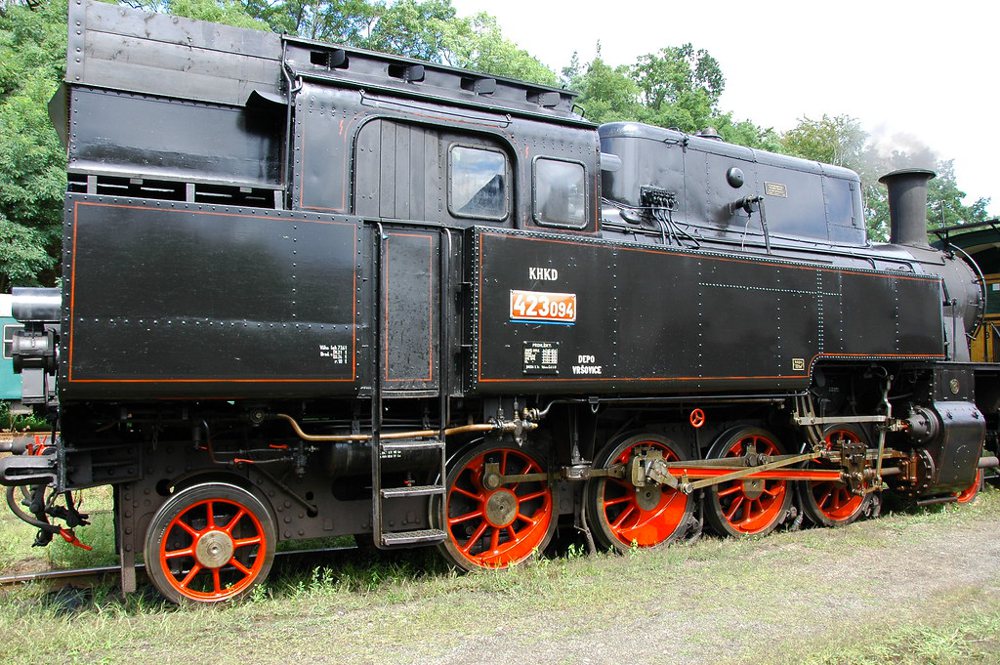 Steam locomotive