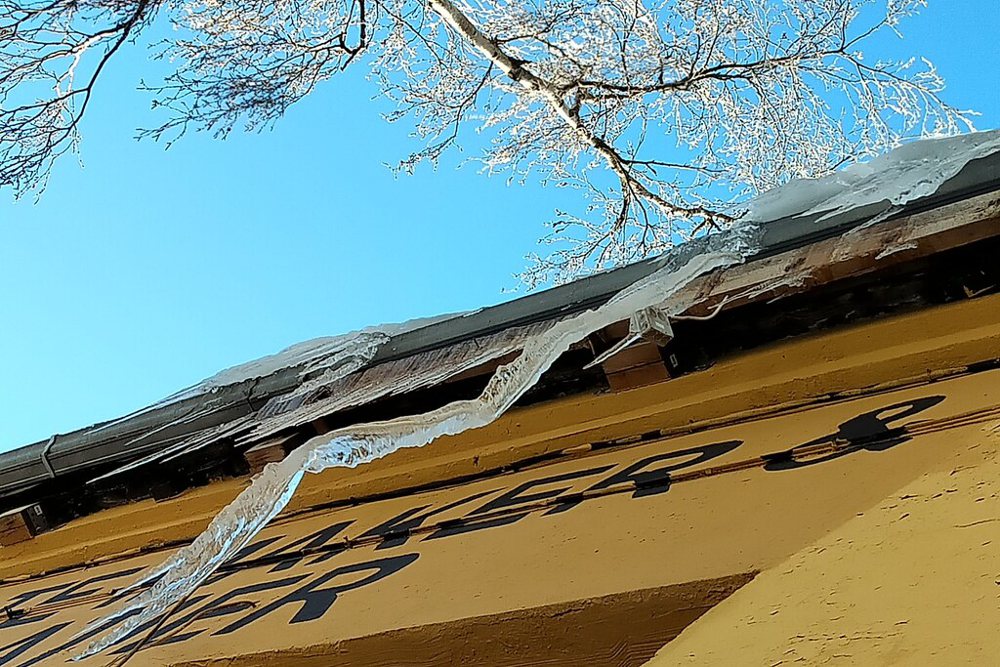 big icicle on the chocolate factory (in Explore)