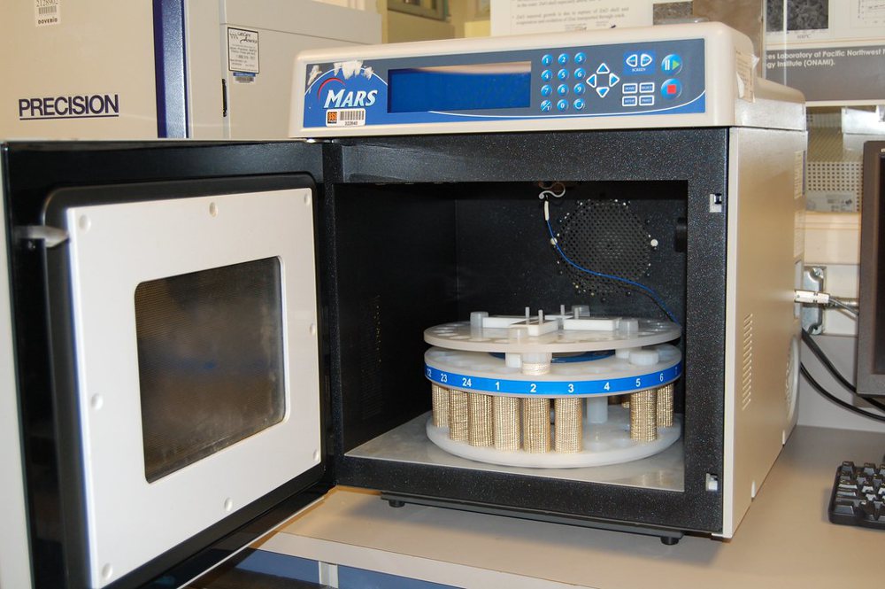 Microwave oven