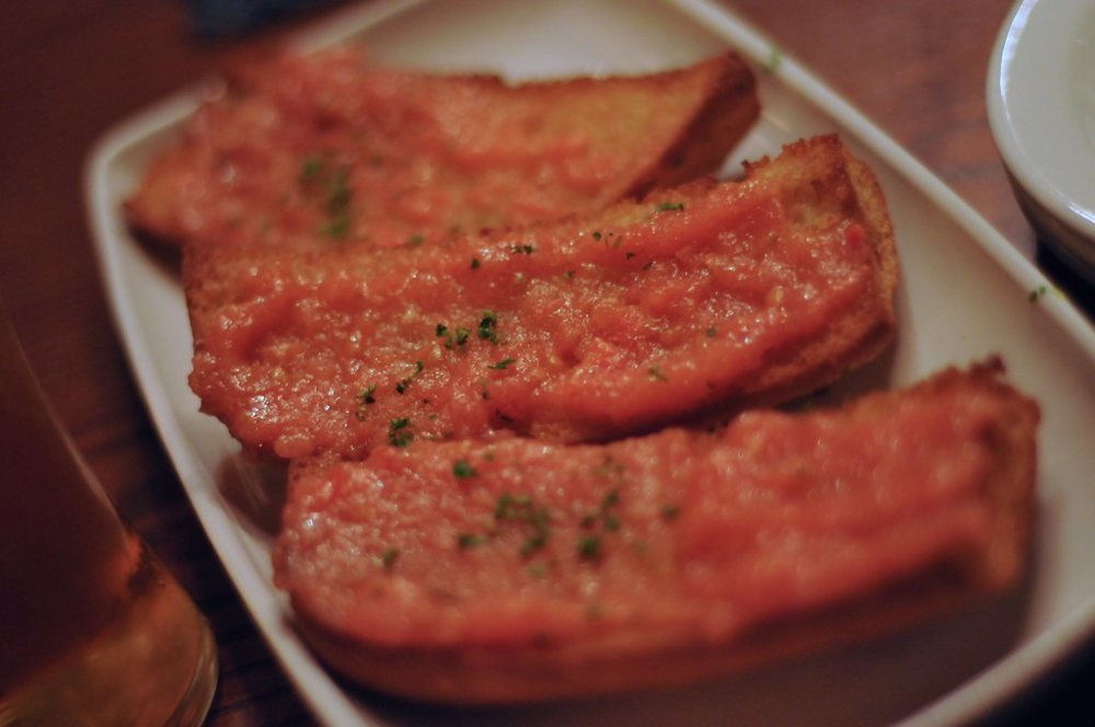 Toasted bread with Oil and Tomato Tapas