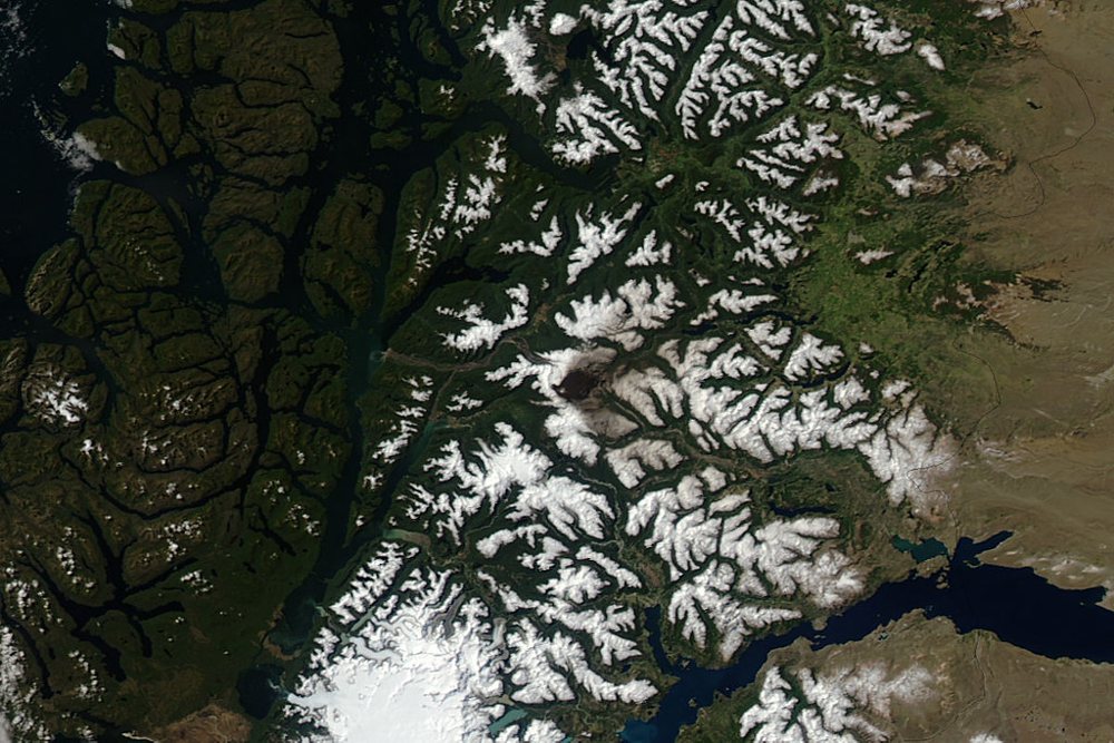 Ash on snow from the Cerro Hudson Volcano, Chile