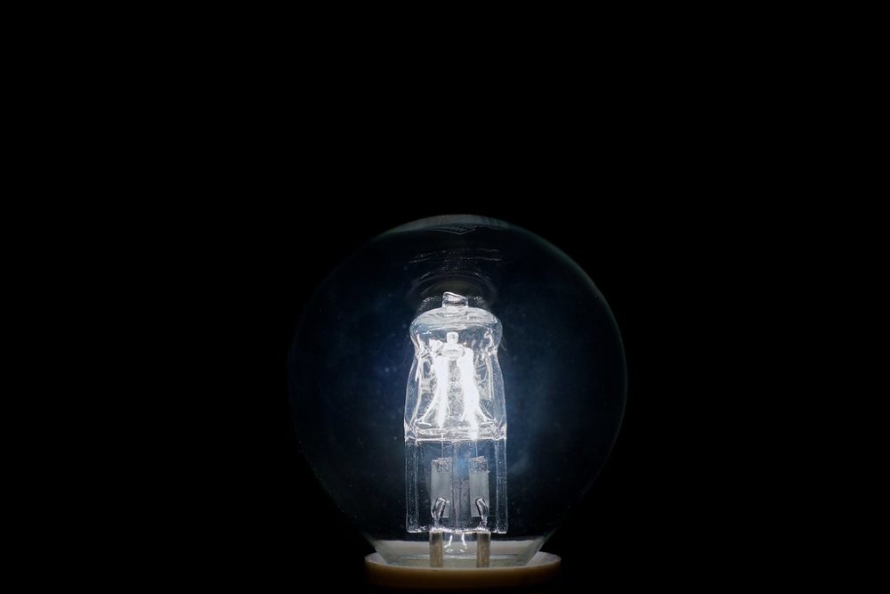 8/366 - Light Bulb